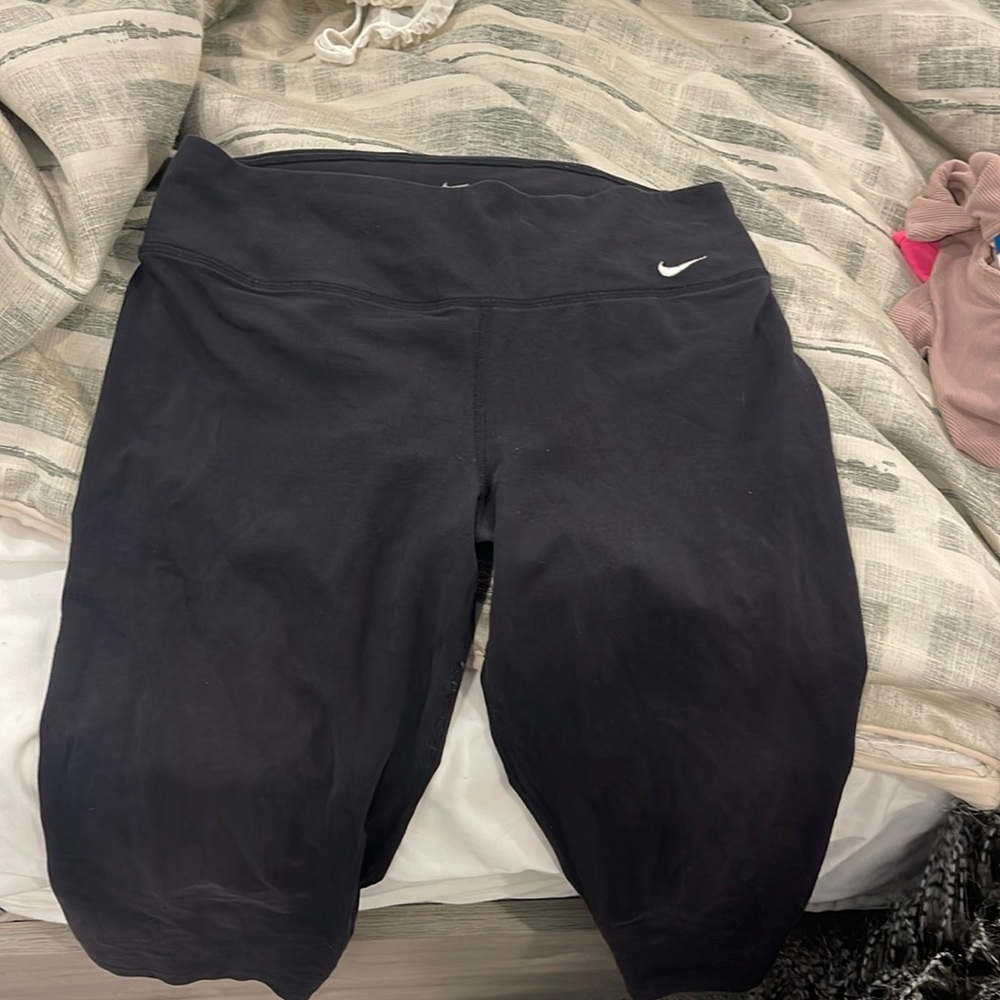 Nike crop leggings